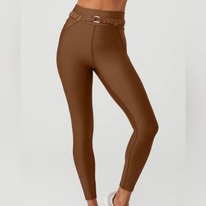 Alo Yoga Airlift High-Waist 7/8 Charmer Legging, Cinnamon Brown, Size Medium (M)